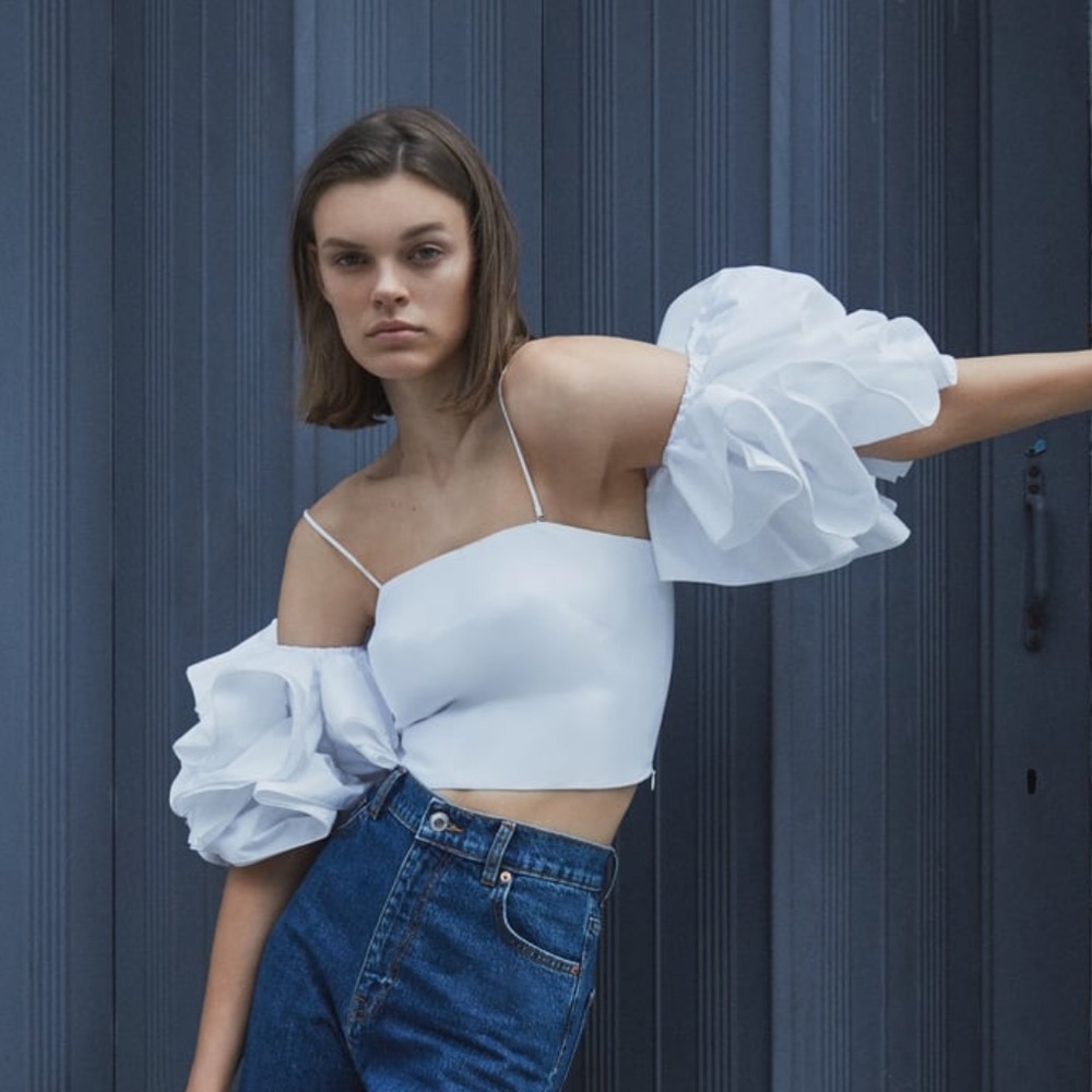Zara Ruffled poplin top